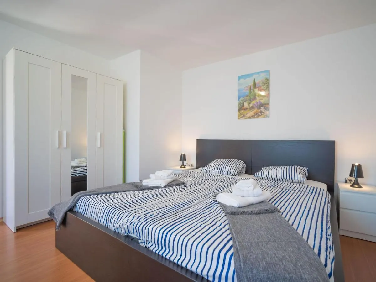 Holiday Home Erminia By Interhome ロヴラン
